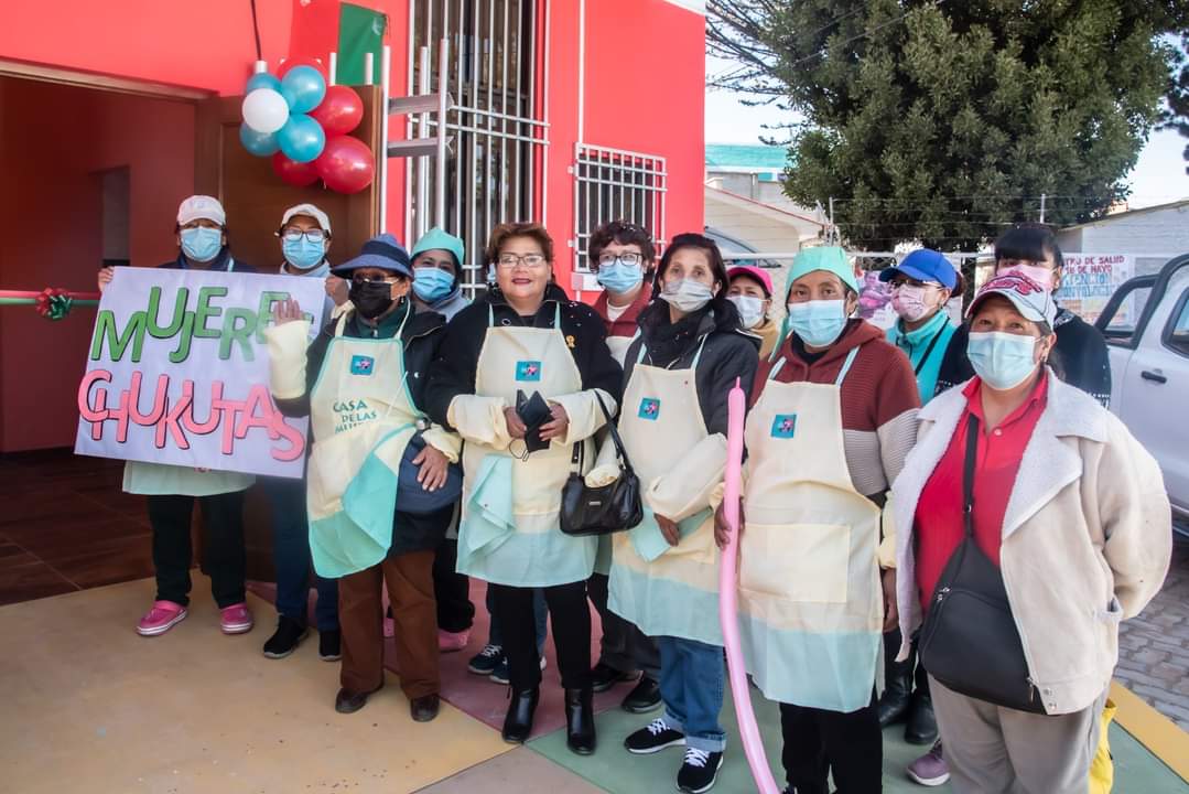 Cursos técnicos gratuitos para mujeres en La Paz y El Alto