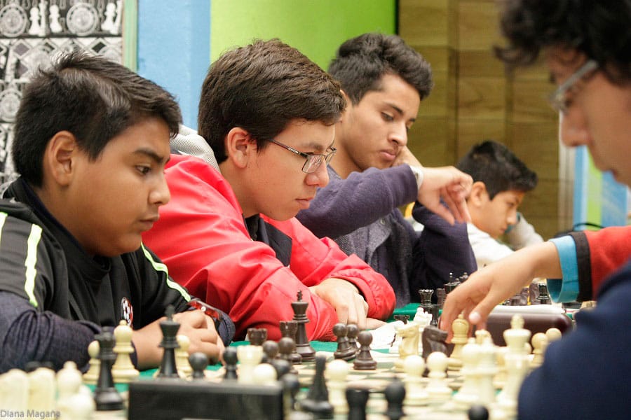 Torneo intercolegial de ajedrez ofrecerá Bs700 en premios