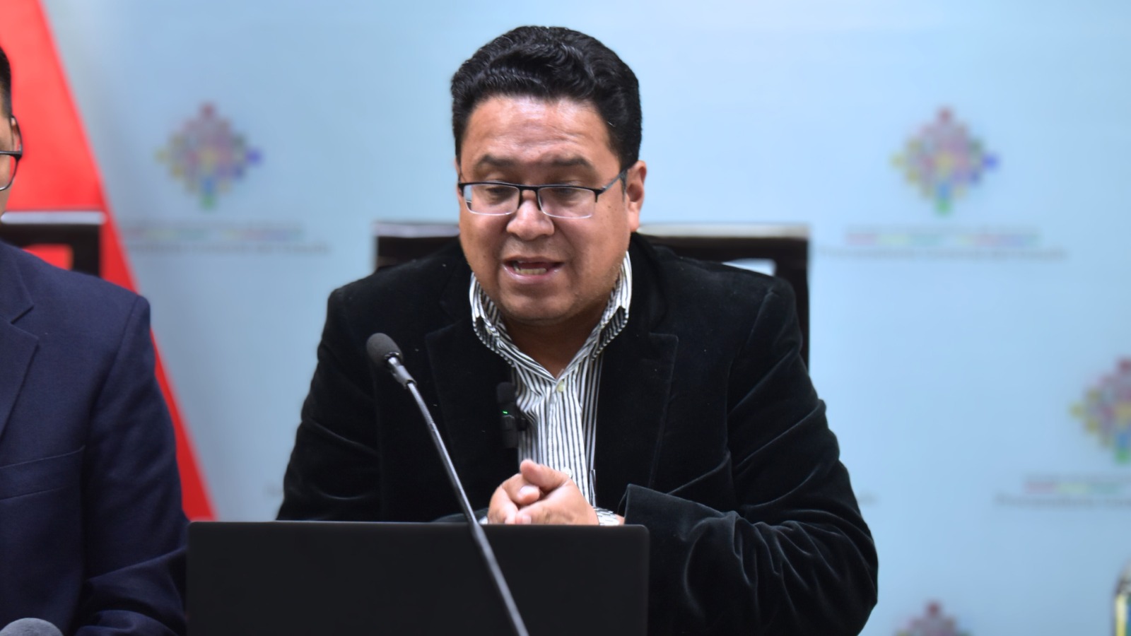 Presidente posesiona a César Siles como ministro de Justicia