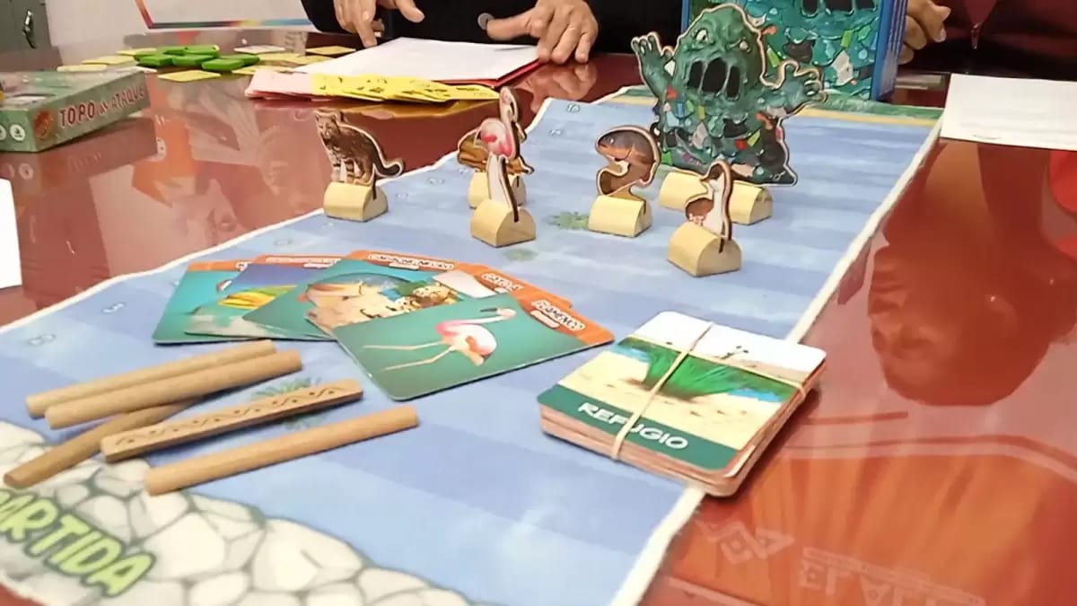 Llega una ludoteca móvil a El Alto