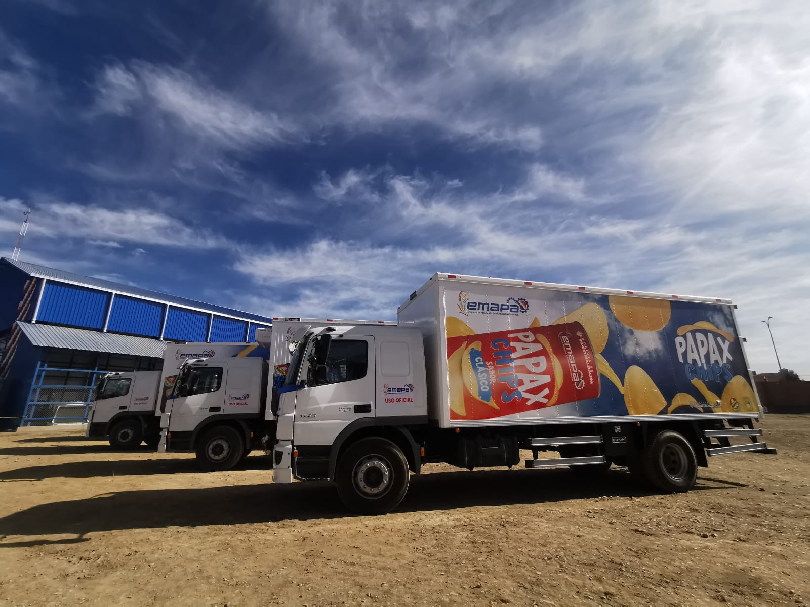 Este producto, que se asemeja a las populares chips Pringles, estará disponible en los supermercados de Emapa y otros puntos de venta en todo el país.
