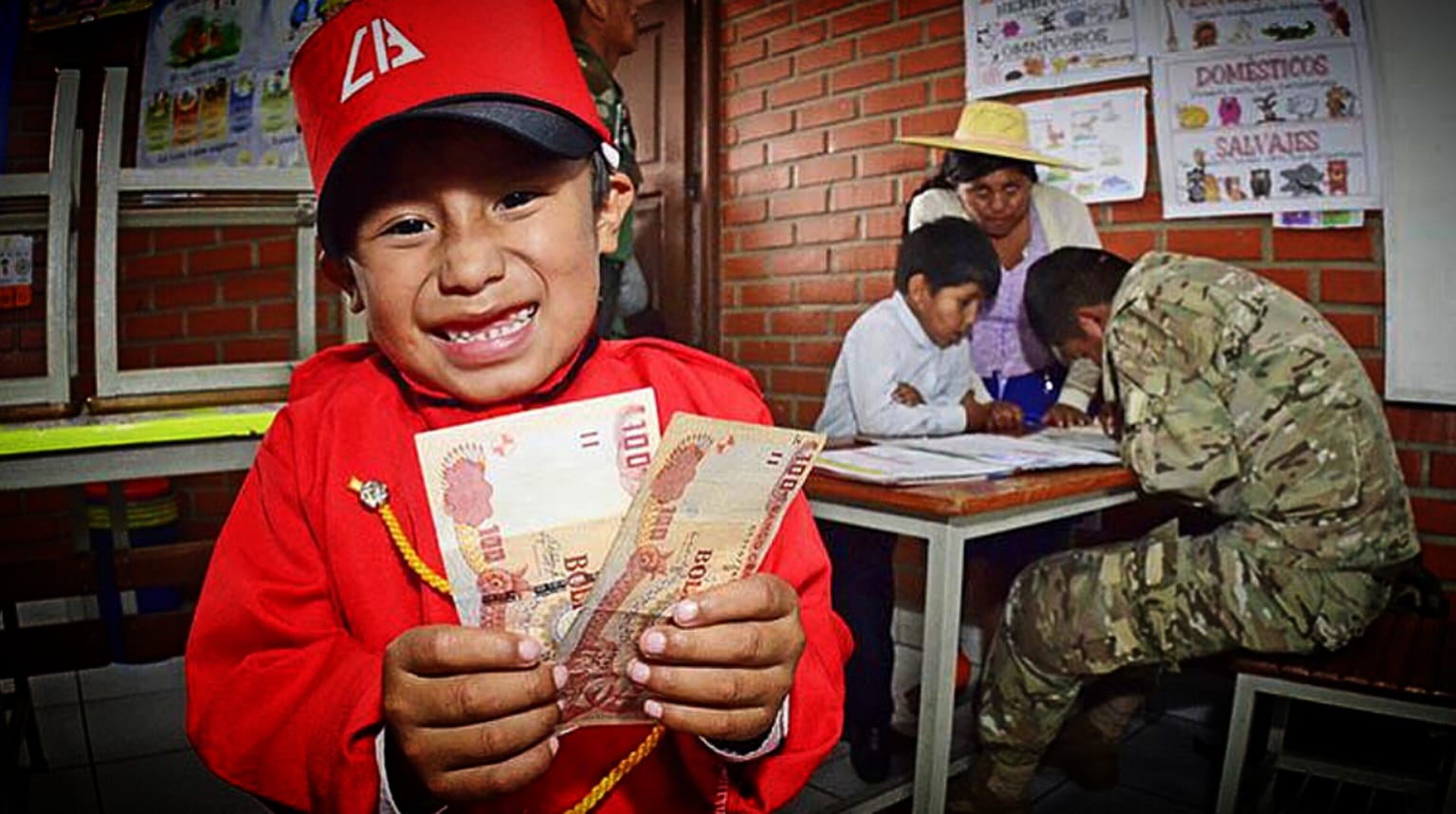 ¿Qué necesito para cobrar el Bono Juancito Pinto?