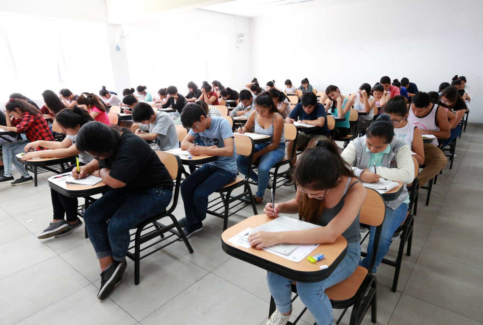 Institutos Fiscales abren inscripciones para la gestión 2025 en La Paz Y El Alto