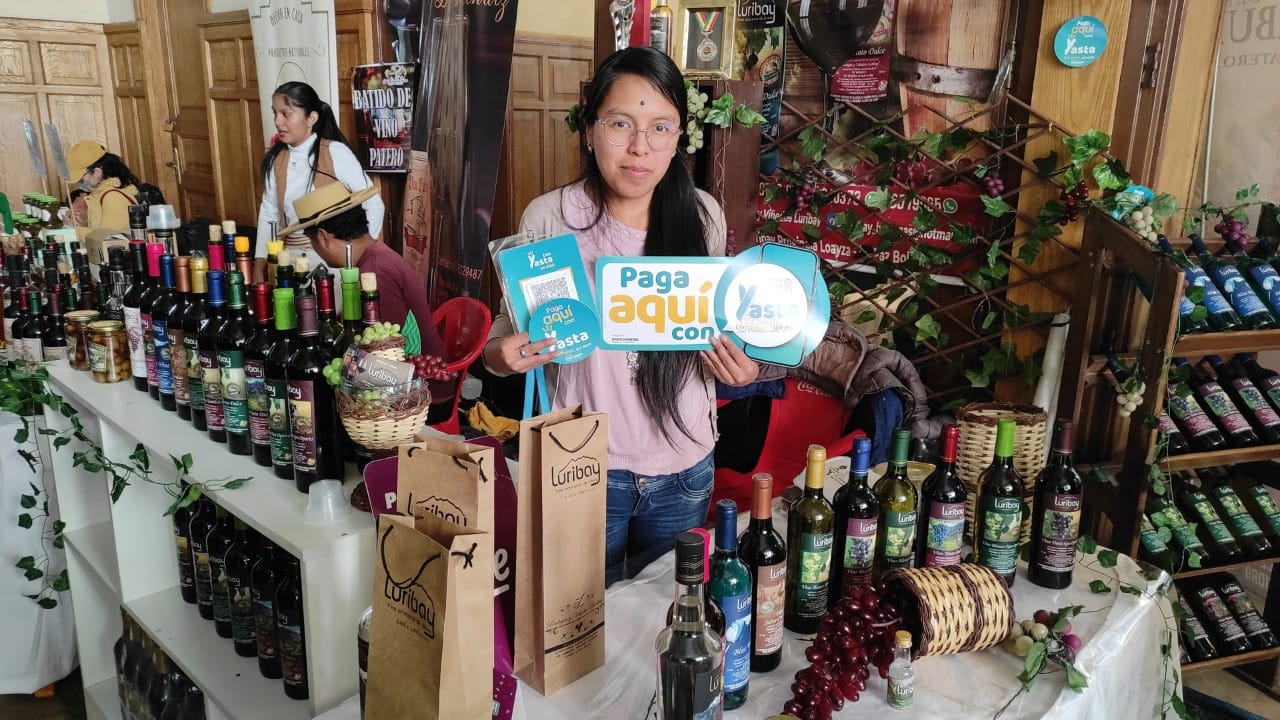 Nuevo crédito de Banco Unión para apoyar a estudiantes y emprendedores jóvenes