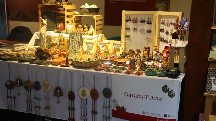 Feria ‘Artística Navideña’: Encuentra el regalo perfecto de artistas bolivianos