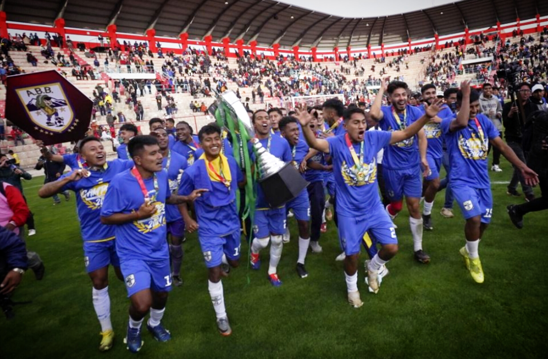 Alcaldía de El Alto evalúa solicitud de ABB para jugar en el estadio Municipal en 2025