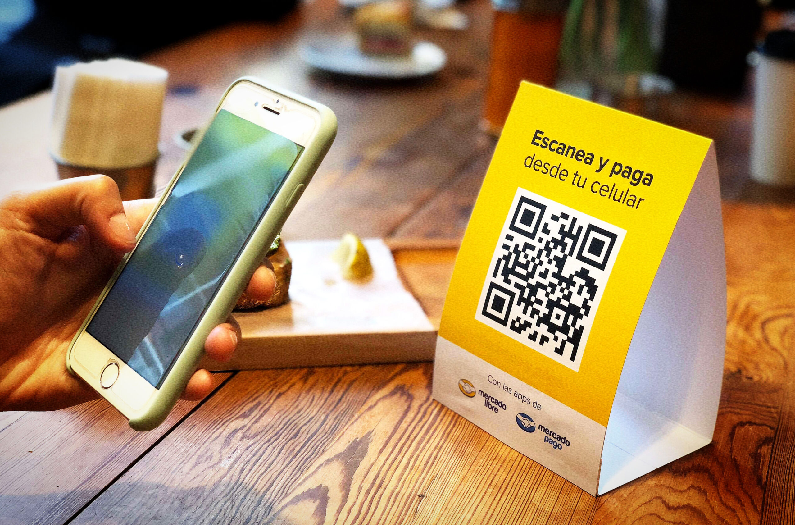 Los códigos QR han revolucionado las transacciones en Bolivia, alcanzando un crecimiento del 4.733% en menos de tres años, según datos del Banco Central de Bolivia.
