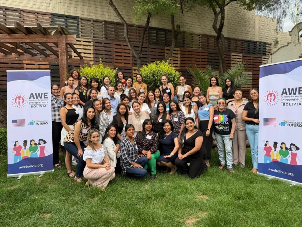 AWE impulsa a más de 680 emprendedoras en Bolivia desde 2021