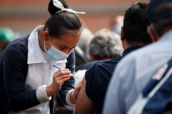 Aumentan las infecciones respiratorias y los casos de COVID-19 en La Paz