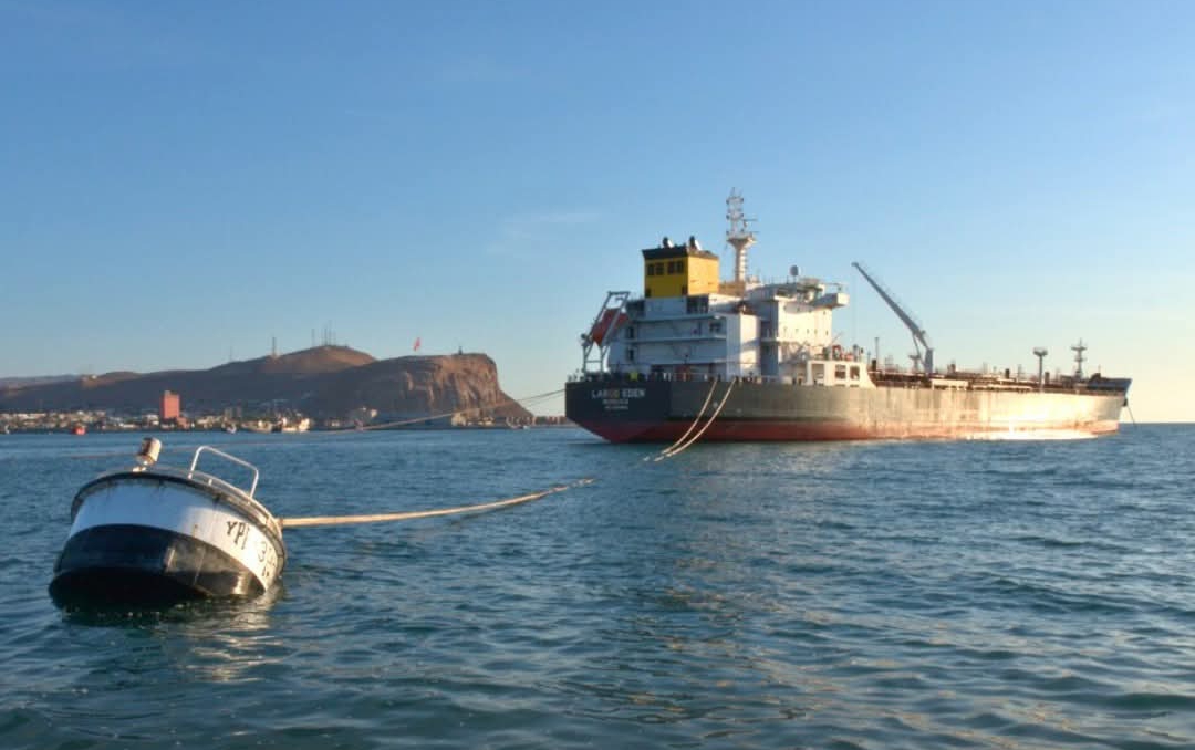 YPFB garantizará el abastecimiento con una nueva descarga de combustible en Arica