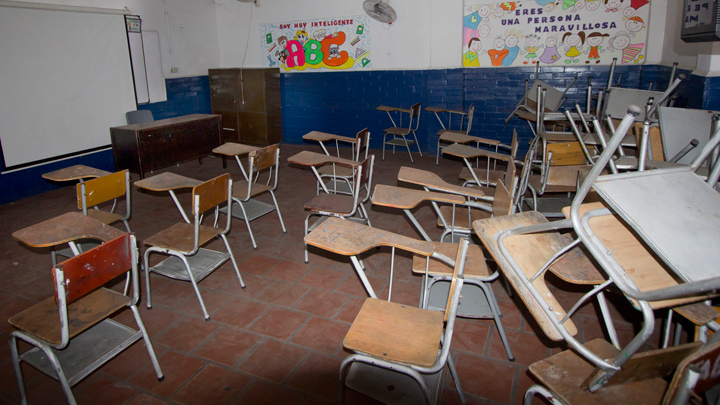 Defensoría del Pueblo alerta sobre graves deficiencias en infraestructura de unidades educativas