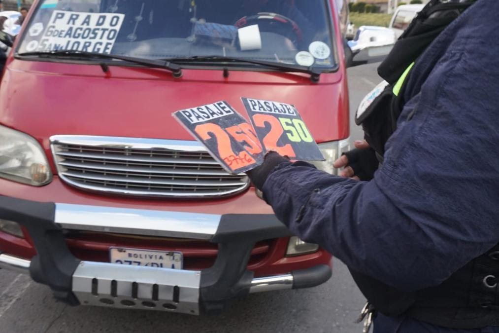 Vecinos de La Paz marcharán contra el alza de pasajes