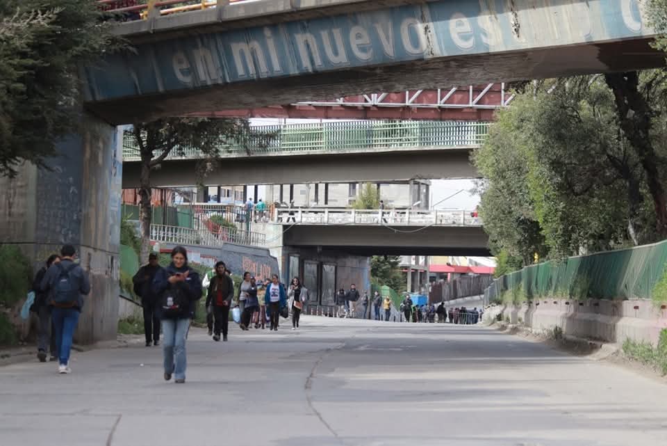 Choferes de El Alto pausan paro indefinido y evalúan sumarse a nueva protesta