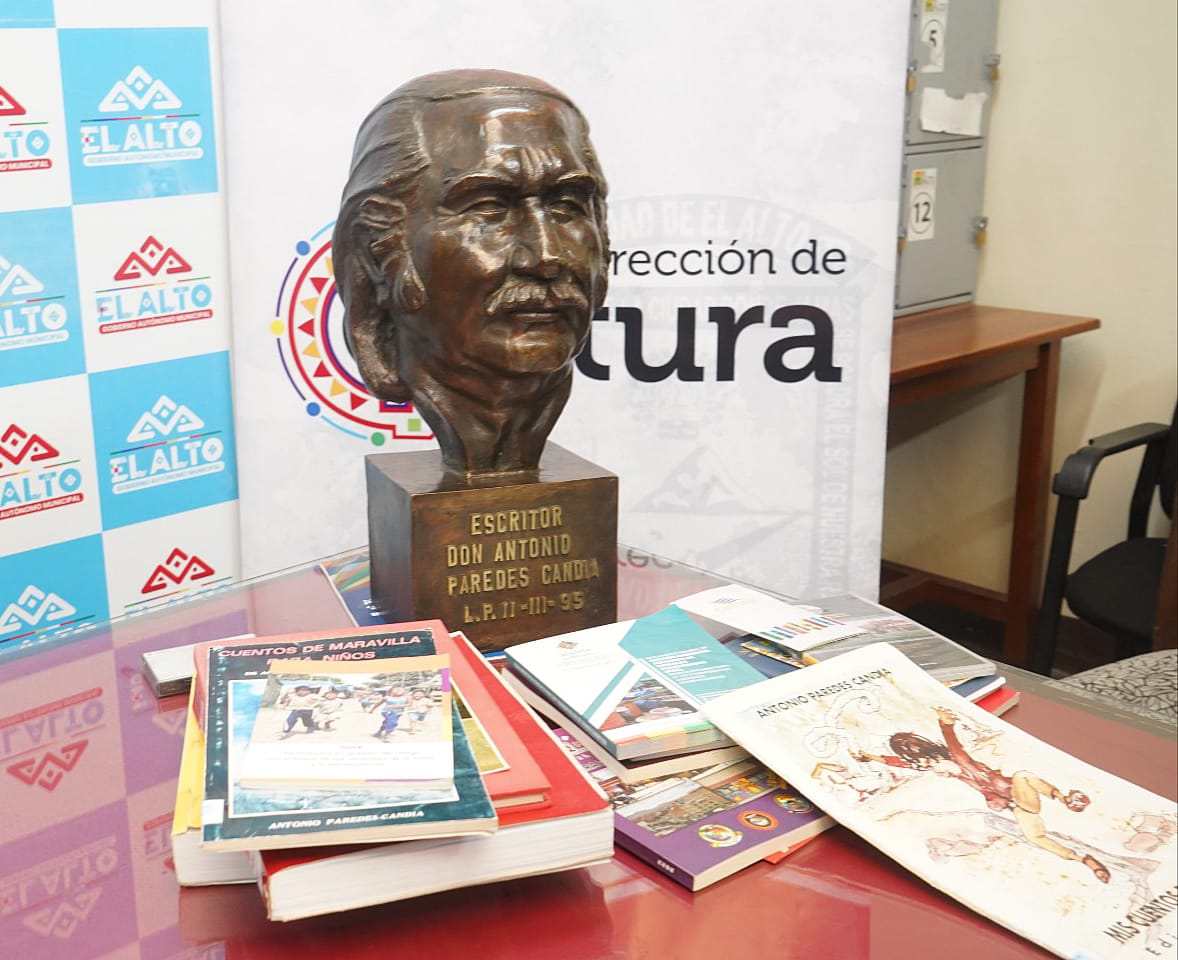 El Alto se llena de libros y cultura en su segunda Feria Internacional