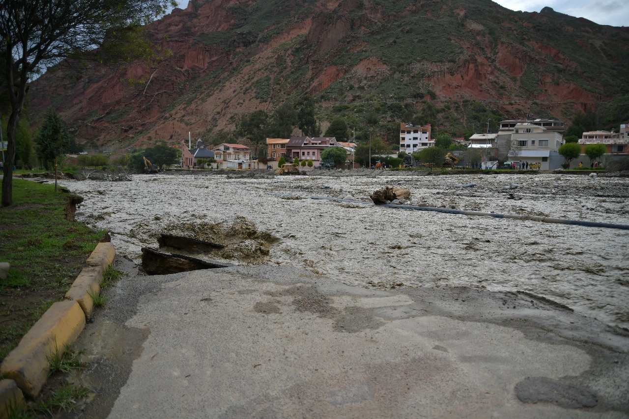 Senamhi emite doble alerta por lluvias intensas y riesgo de desbordes en seis departamentos