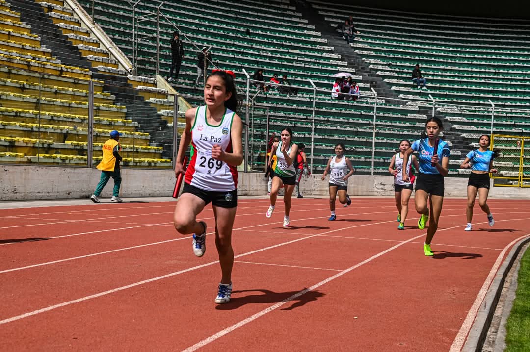 La Paz arrasa en el Torneo Sub-16 de Atletismo y se queda con el primer lugar