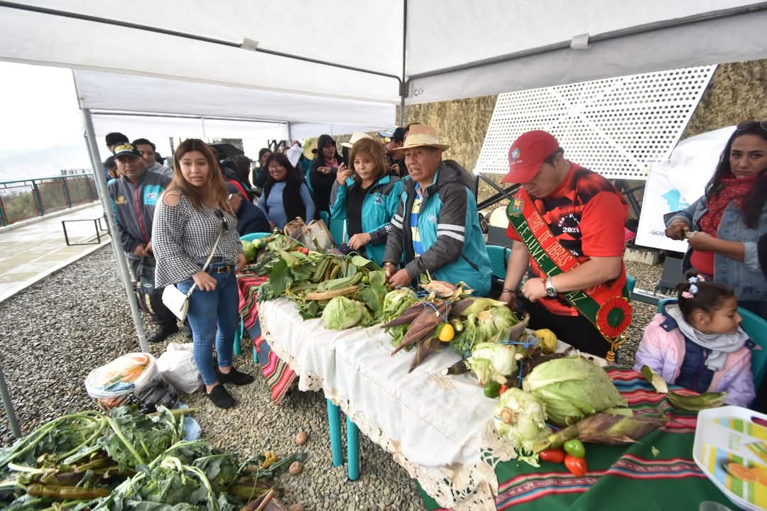 La Alcaldía regulará la venta de productos en el Mirador La Paz ante el creciente flujo turístico