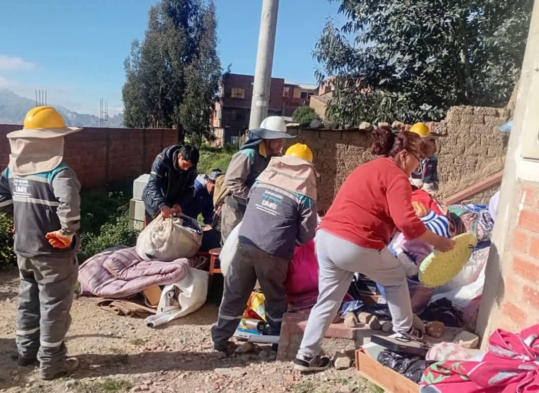 Alcaldía evacúa a nueve familias en Valle Metropolitano tras deslizamiento por acumulación de agua