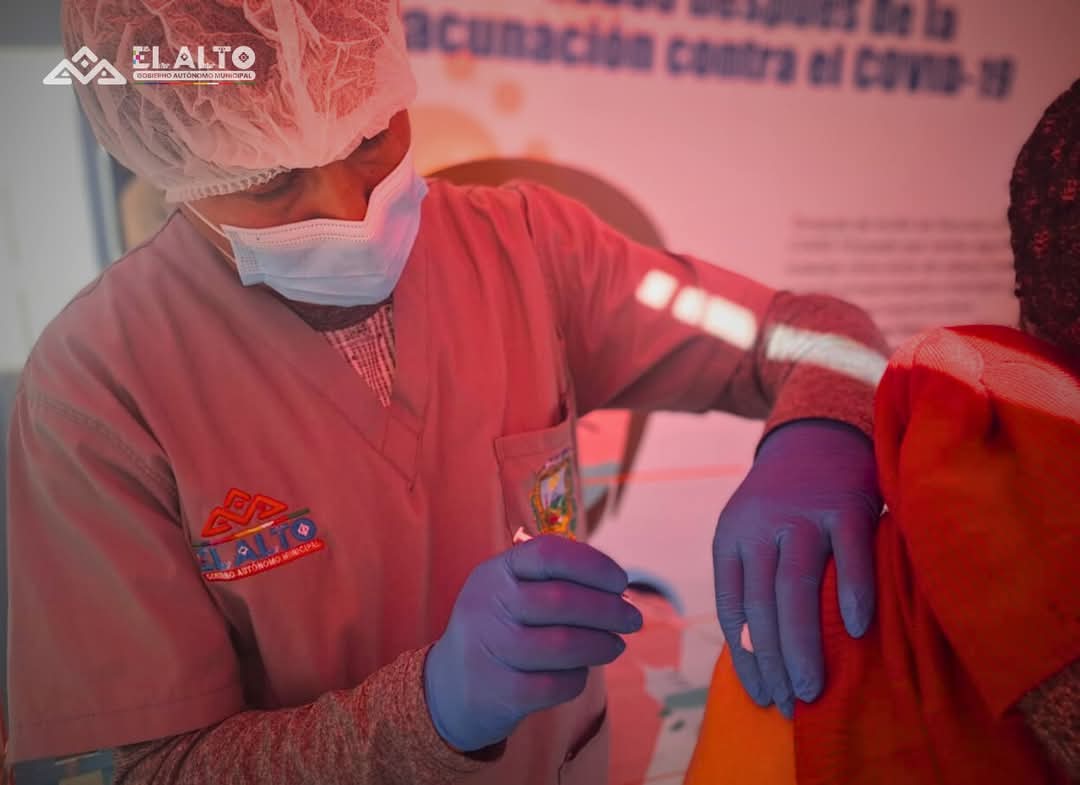 El Alto inicia vacunación contra la influenza con 150 mil dosis y cuatro puntos fijos