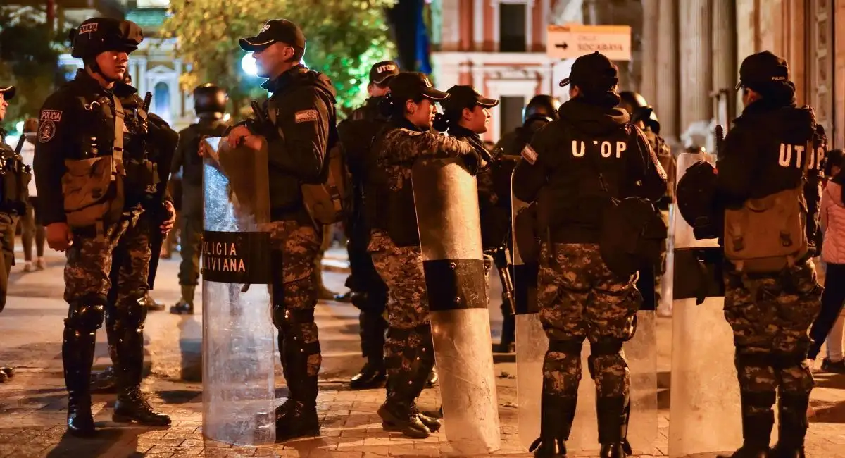 La Policía despliega operativo por marcha evista que busca postular a Evo Morales
