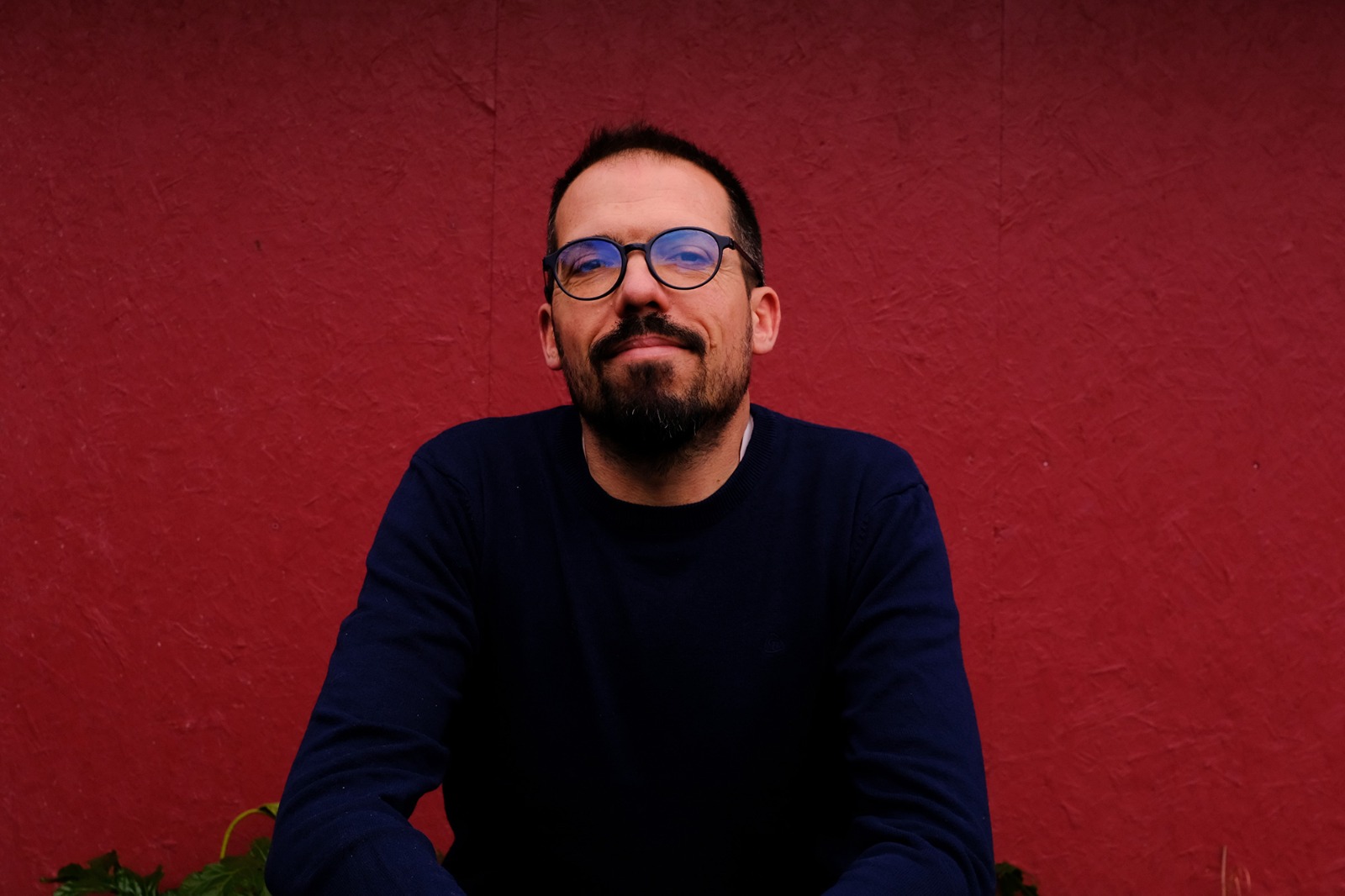 De París a La Paz: Olivier Deloye, el artista de 'Oliver Twist' en cómic, llega a la Feria del Libro