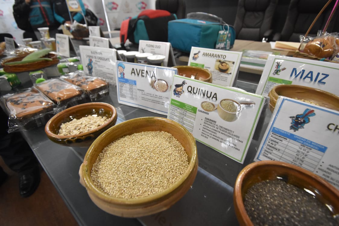 Mientras duren las clases virtuales, padres deben recoger el desayuno escolar en las unidades educativas