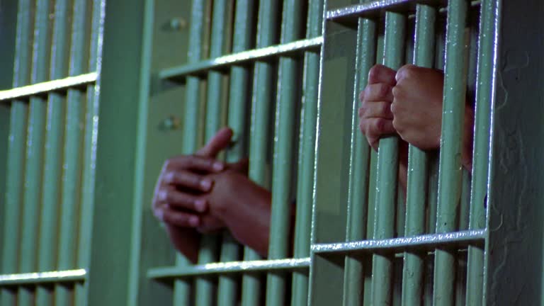 Envían a prisión a dirigente de ayllus por bloqueos y saqueos en Llallagua