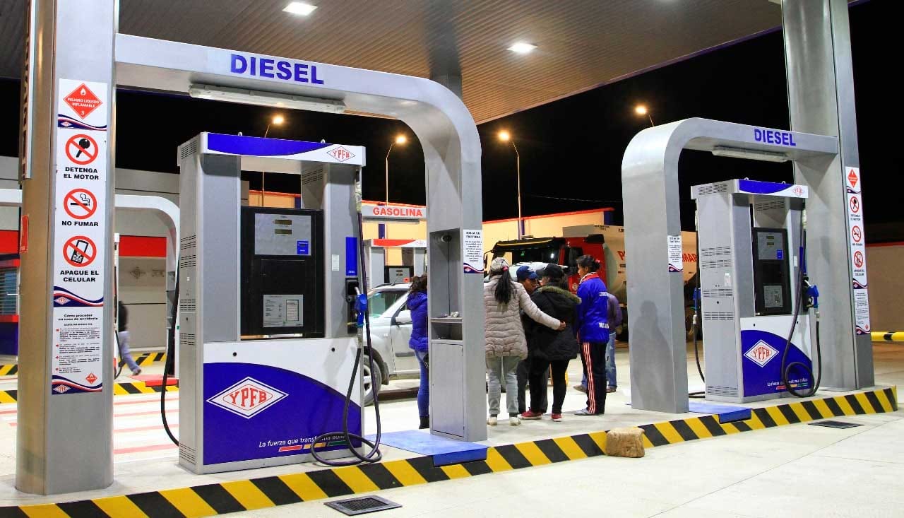 YPFB quiere subir la oferta de combustible, pero necesita más dinero