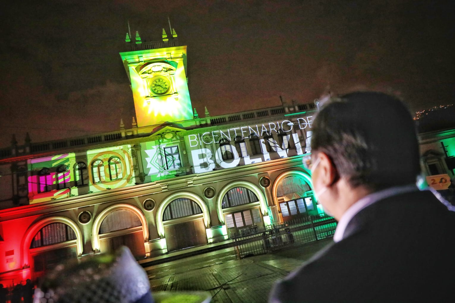 Bolivia se prepara para un mes de fiesta por su Bicentenario