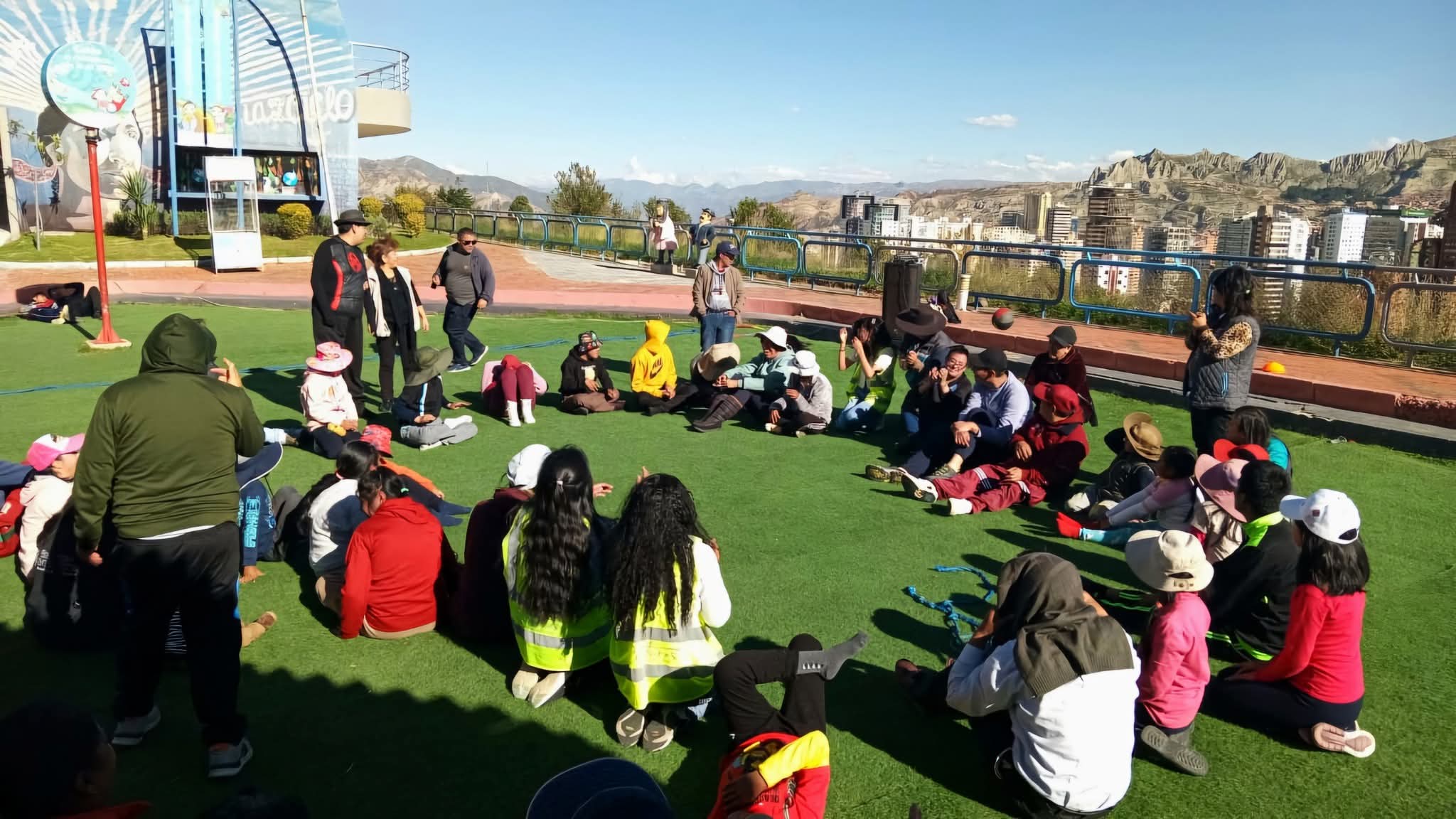 Talleres gratuitos enseñarán oratoria y liderazgo a niñas, niños y adolescentes en La Paz