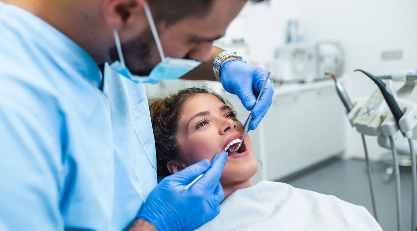 Hospital La Merced lanza campaña con atención dental gratuita