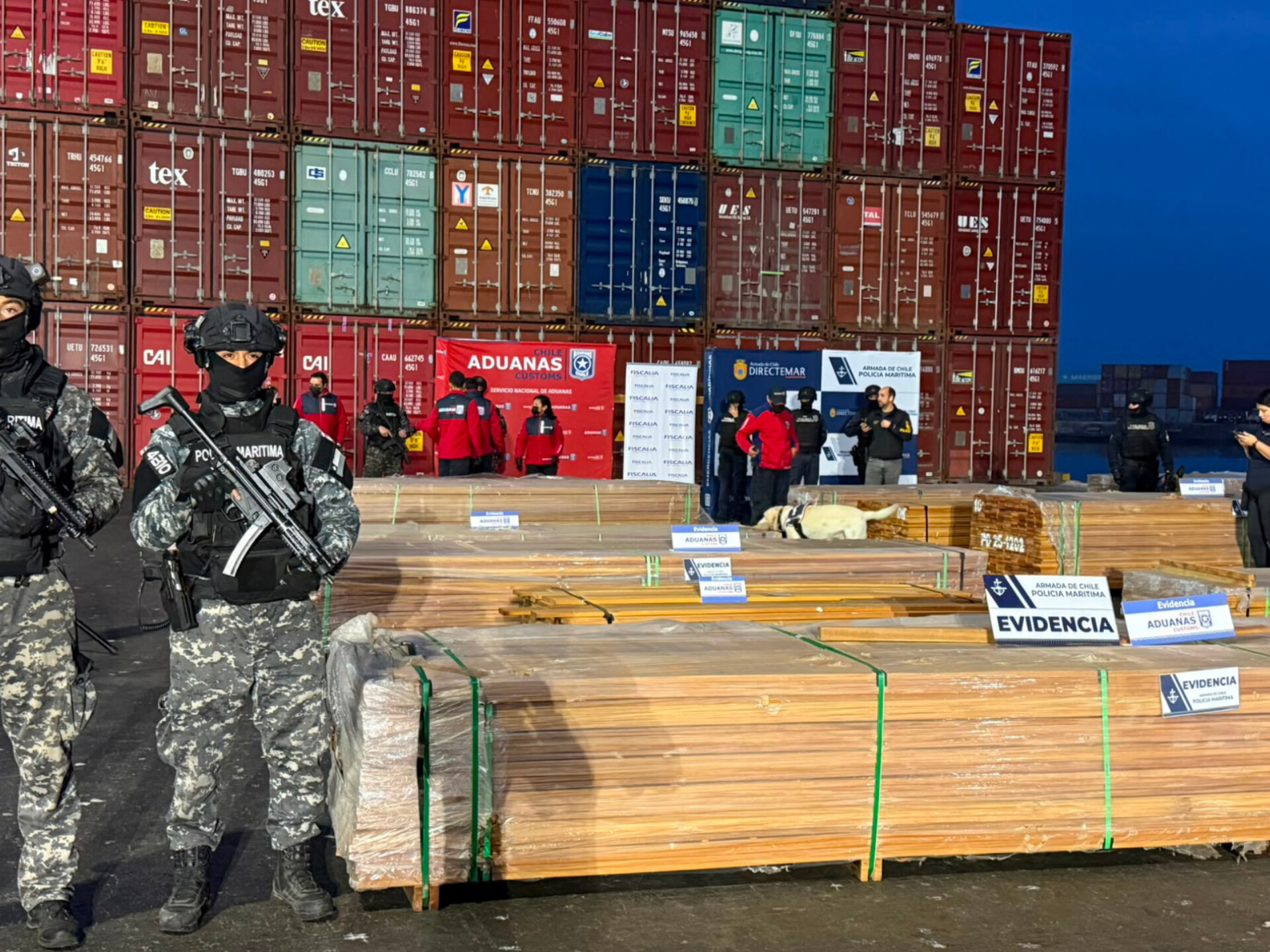 Incautan droga en madera de chile proveniente de Bolivia