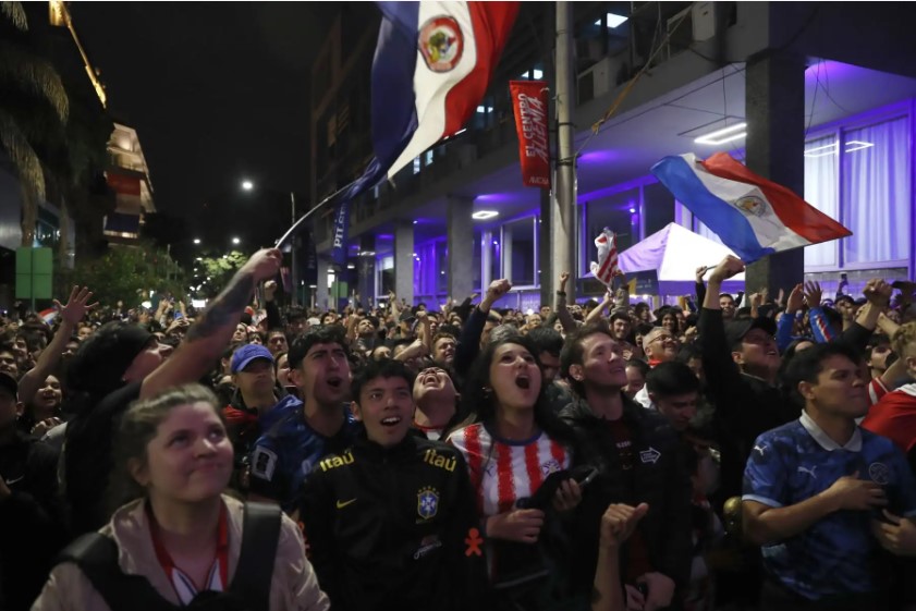 Presidente de Paraguay decretó feriado por el triunfo de Albirroja ante Alemania
