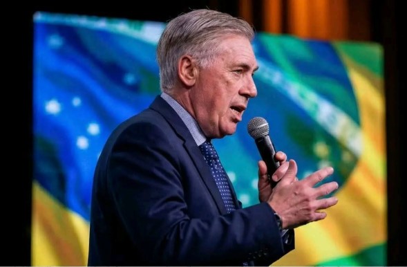 Ancelotti felicita a Cabo Verde