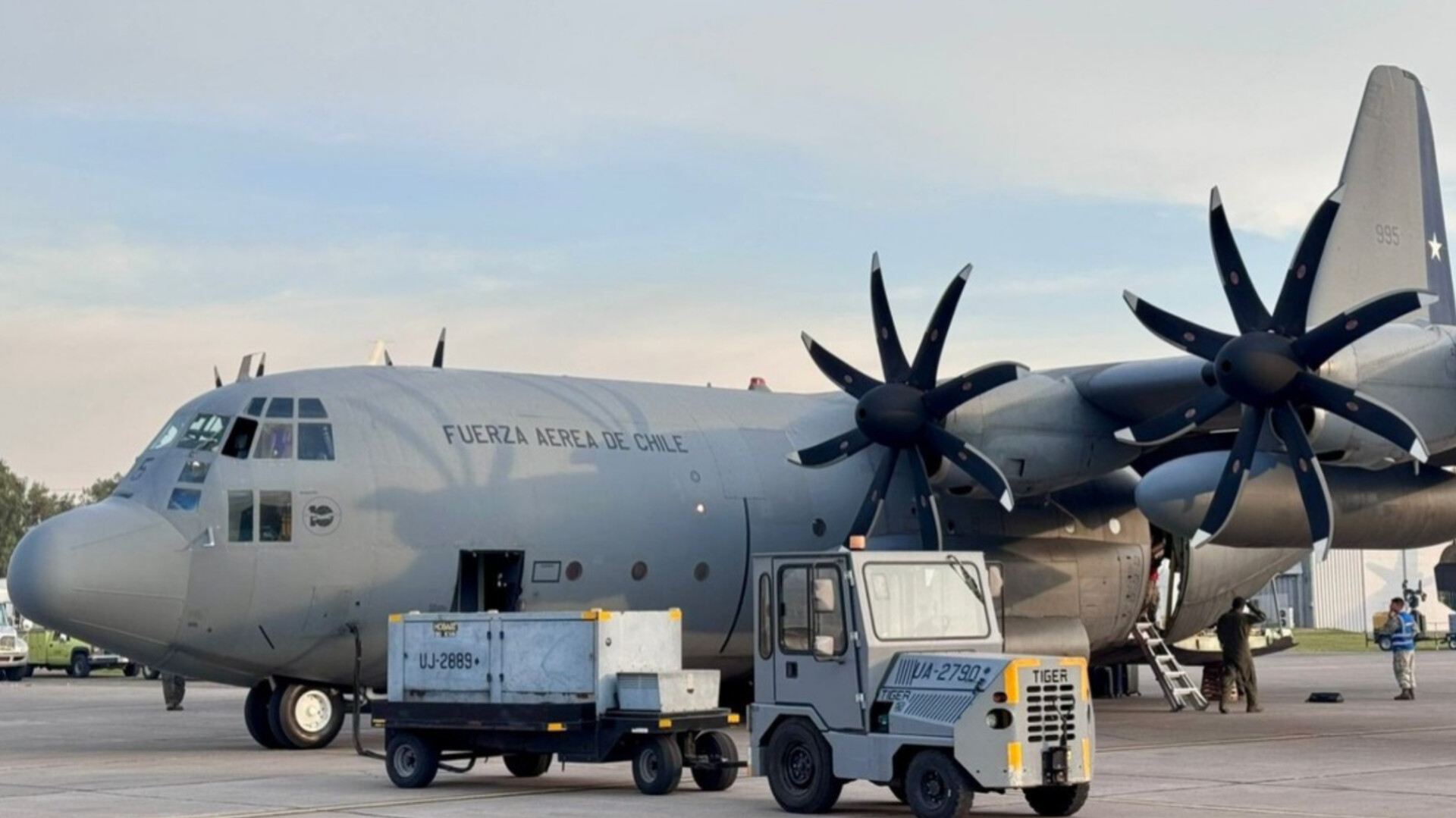Aviones ayuda humanitaria