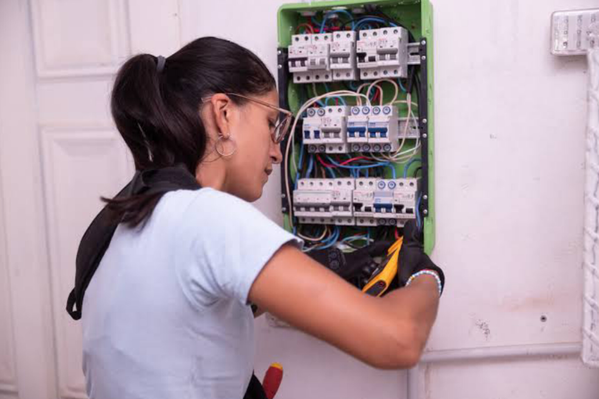 Electridad Mujeres