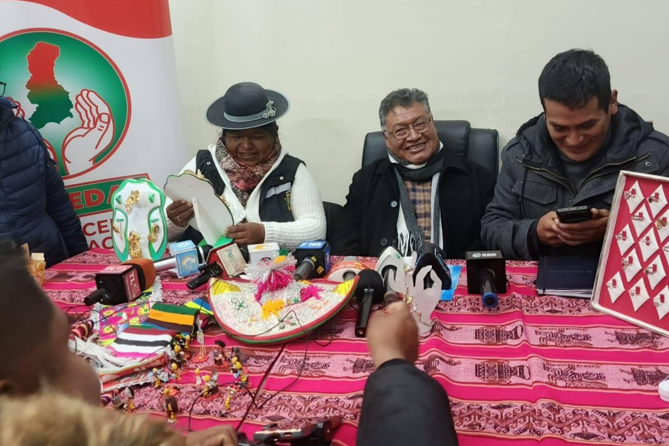 El Alto prepara una gran feria para mostrar su producción artesanal