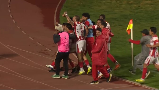 Independiente sorprende a The Strongest en el Siles y lo derrota sobre el final