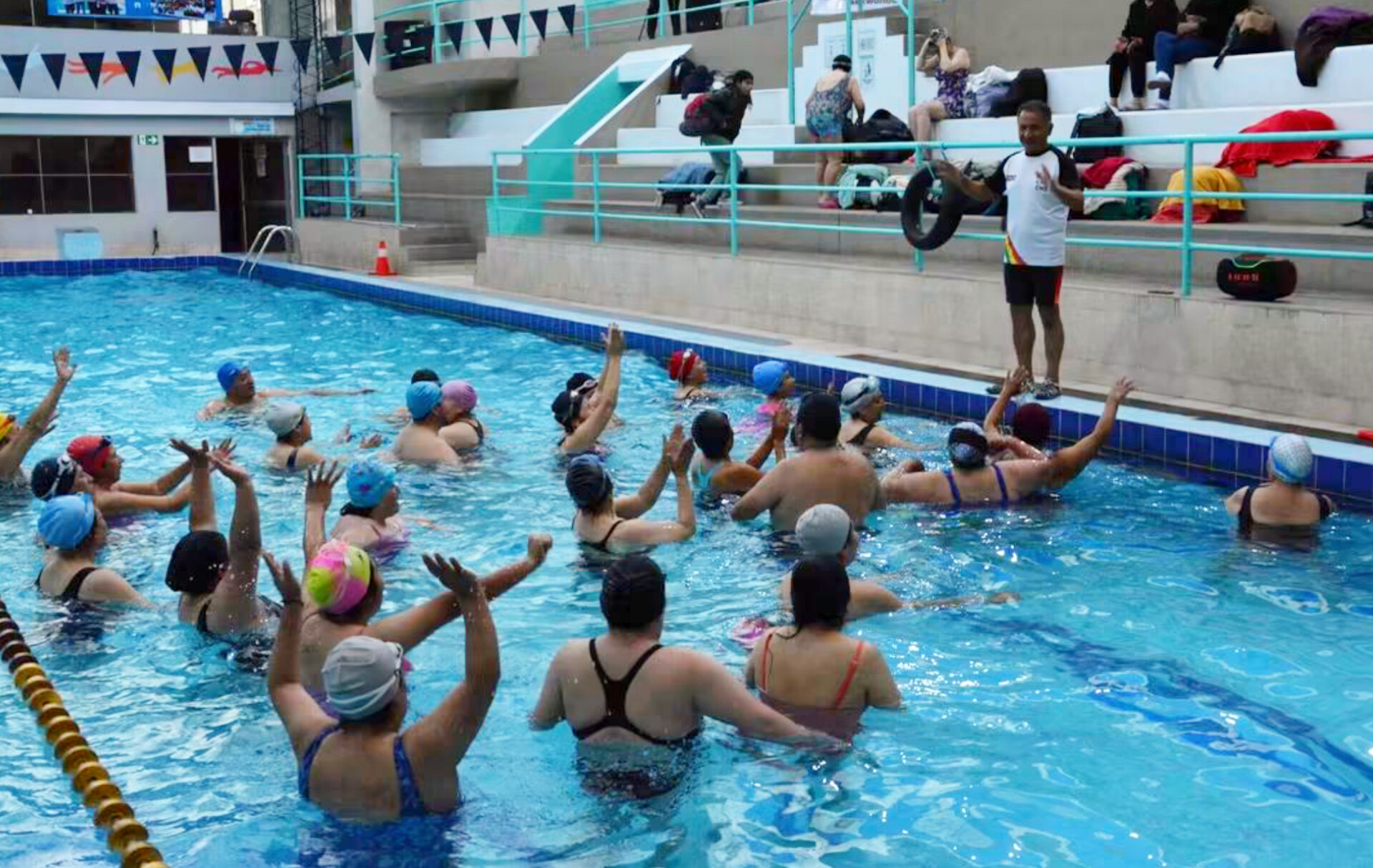Piscina Municipal de Obrajes