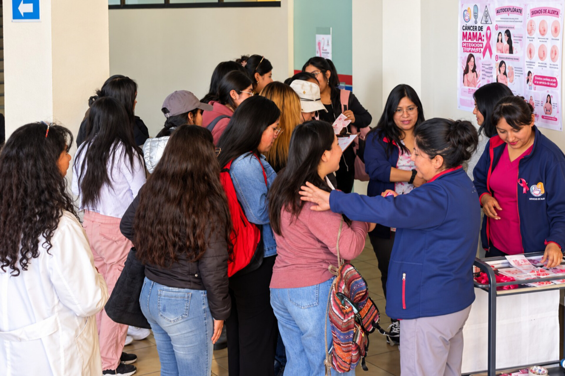 La UMSA ofrece pruebas gratuitas para prevenir el cáncer de mama y cuello uterino